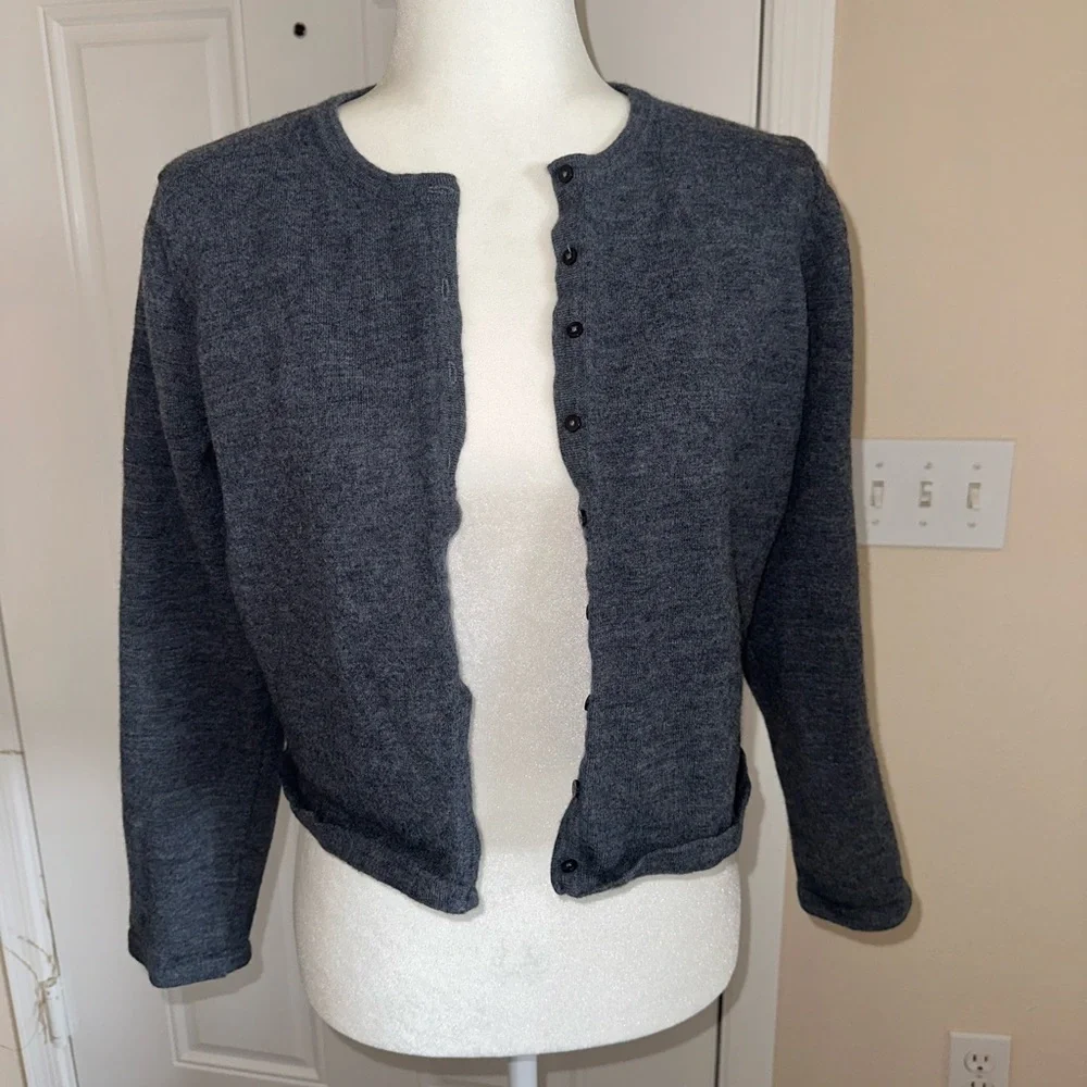 Chadwick’s Gray 100% Merino Wool Button Down Cardigan Sweater size smalll